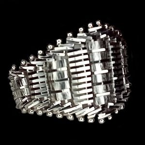 White gold ladies fashion ring